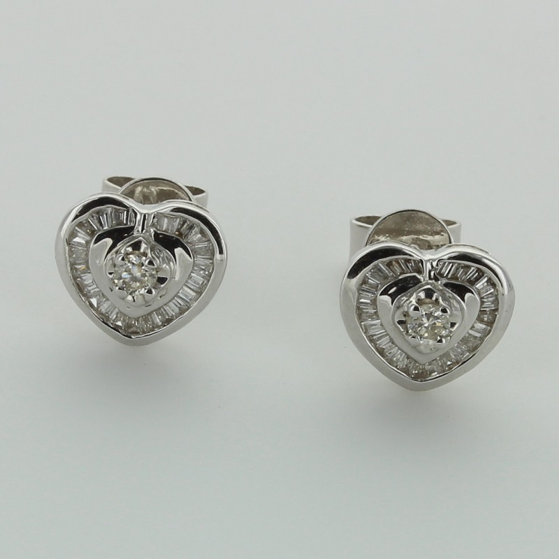 White gold diamond earrings heart shape studs